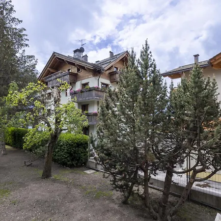 Appartement Laura By Interhome