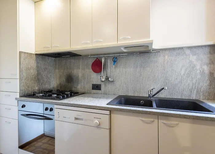 Appartement Laura By Interhome *